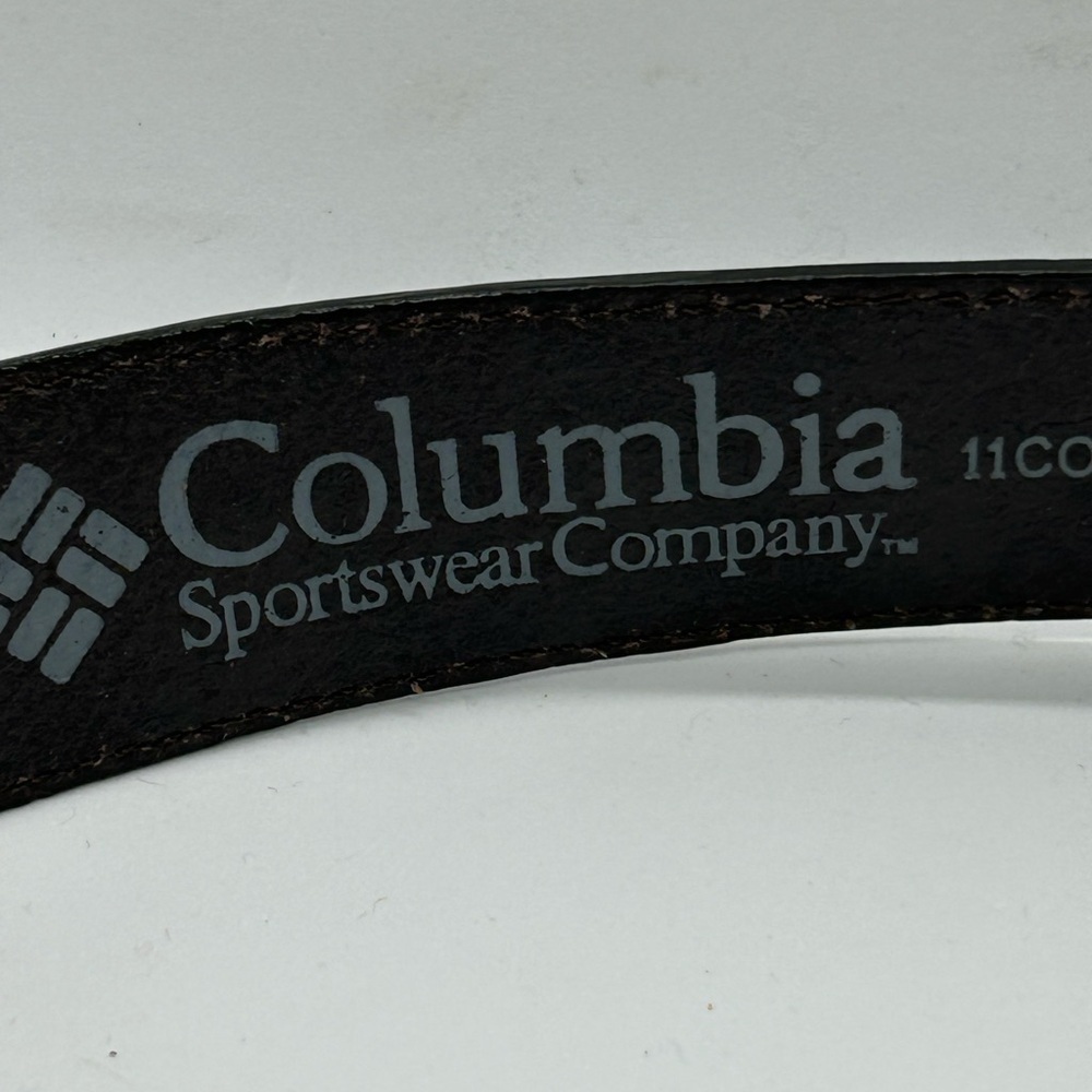 Mens Columbia Dark Brown Leather Belt Silver Fish Embellishments Size 36 - Picture 7 of 10